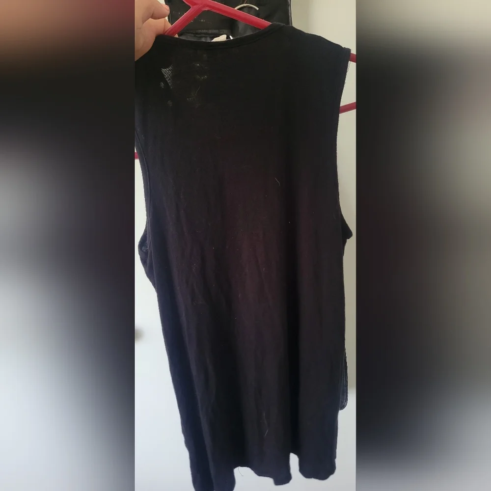 Tank top - Picture 2 of 2